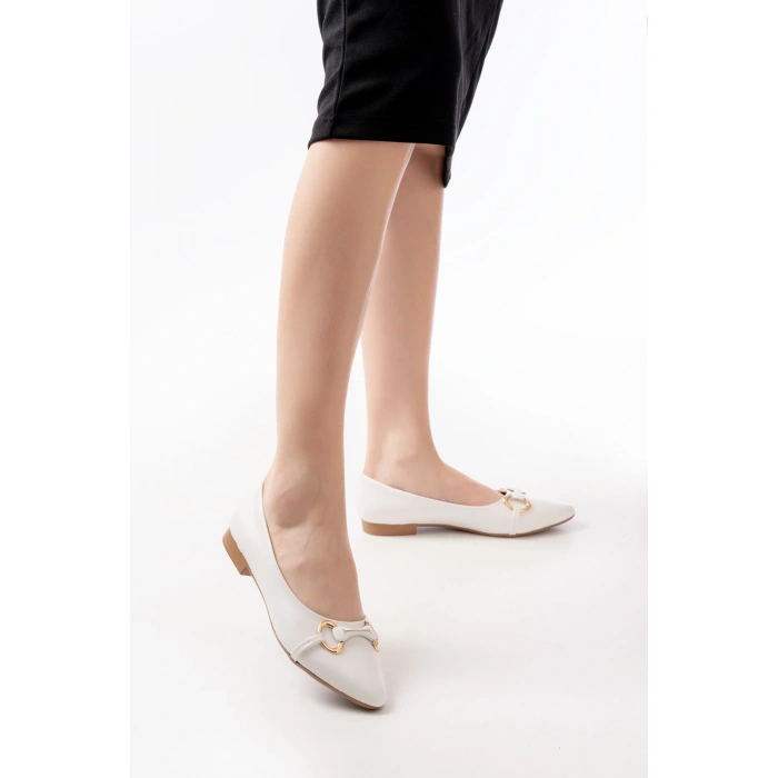 İNF-129 Beyaz Günlük Taş Aksesuarlı Babet