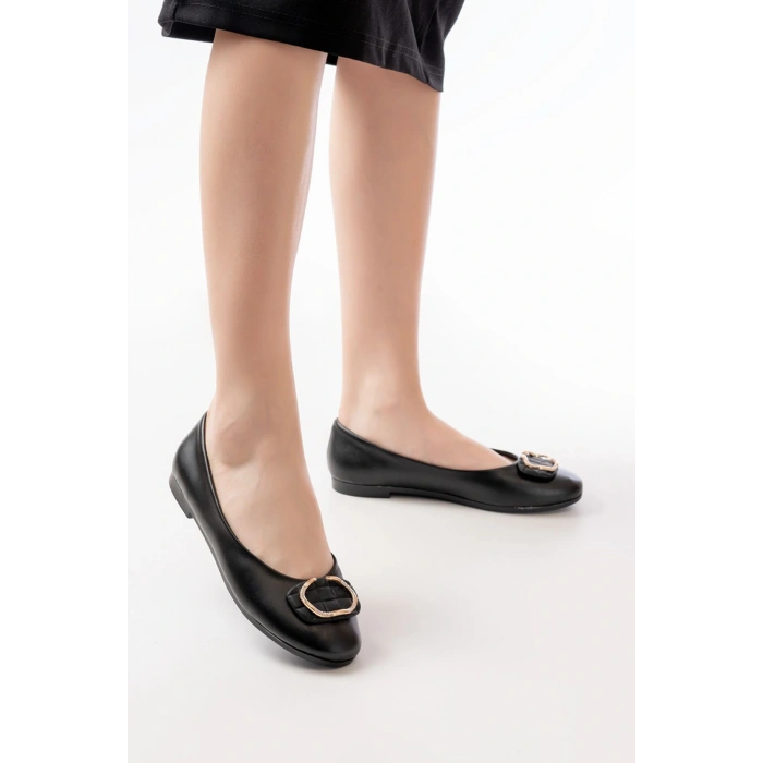 İNF-325 Siyah Tokalı Aksesuarlı Günlük Kadın Babet