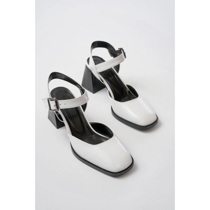 İNF-40450 Beyaz Rugan Günlük Arkası Açık Topuklu Bayan Ayakkabı