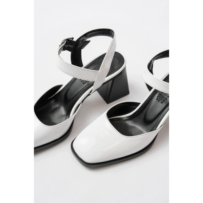 İNF-40450 Beyaz Rugan Günlük Arkası Açık Topuklu Bayan Ayakkabı