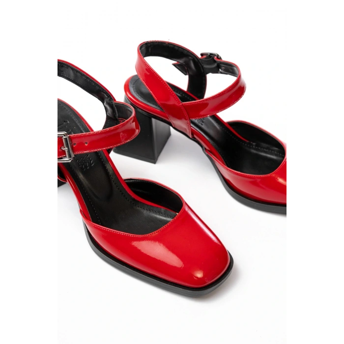 İNF-40450 Kırmızı Rugan Günlük Arkası Açık Topuklu Bayan Ayakkabı