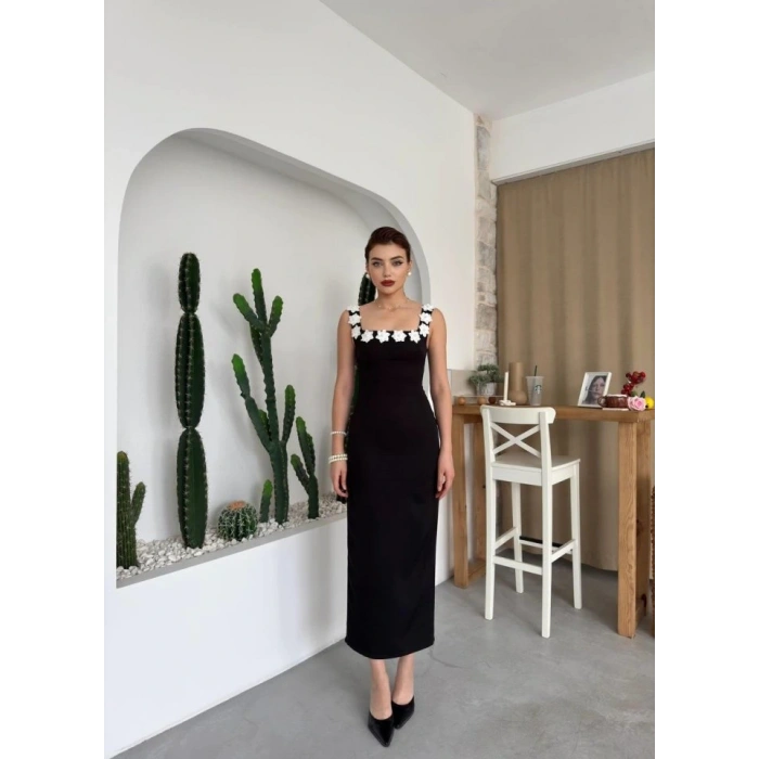 Mıng Çiçek Detaylı Elbise