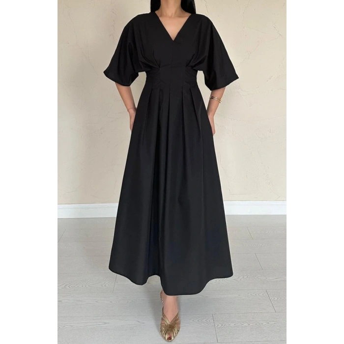 iyah Pileli Uzun Elbise