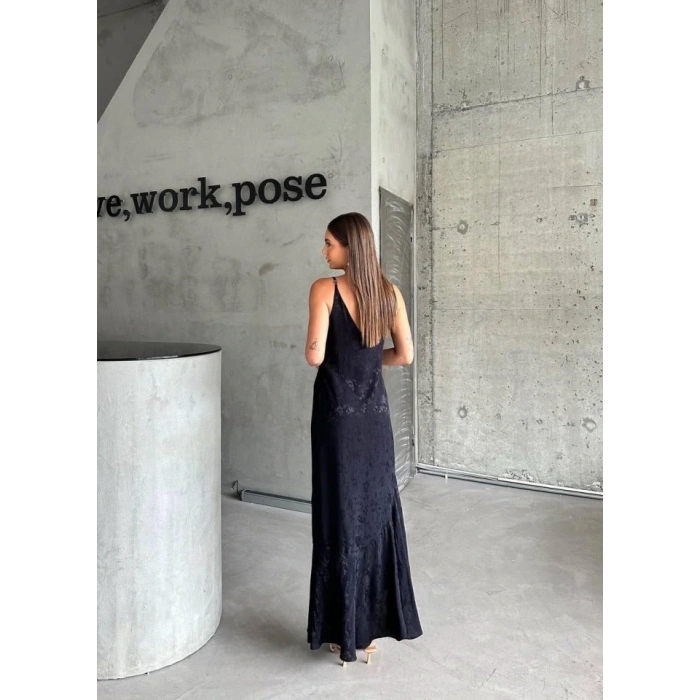 JAKARLI AKILI ATEN ELBİE AİETRİK  iyah