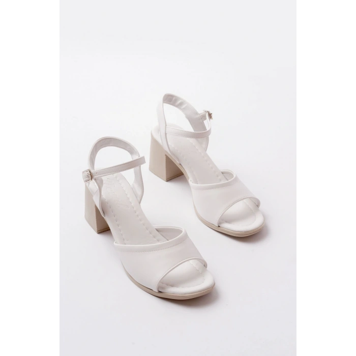 K-13 Beyaz Günlük  Topuklu Kadın Sandalet
