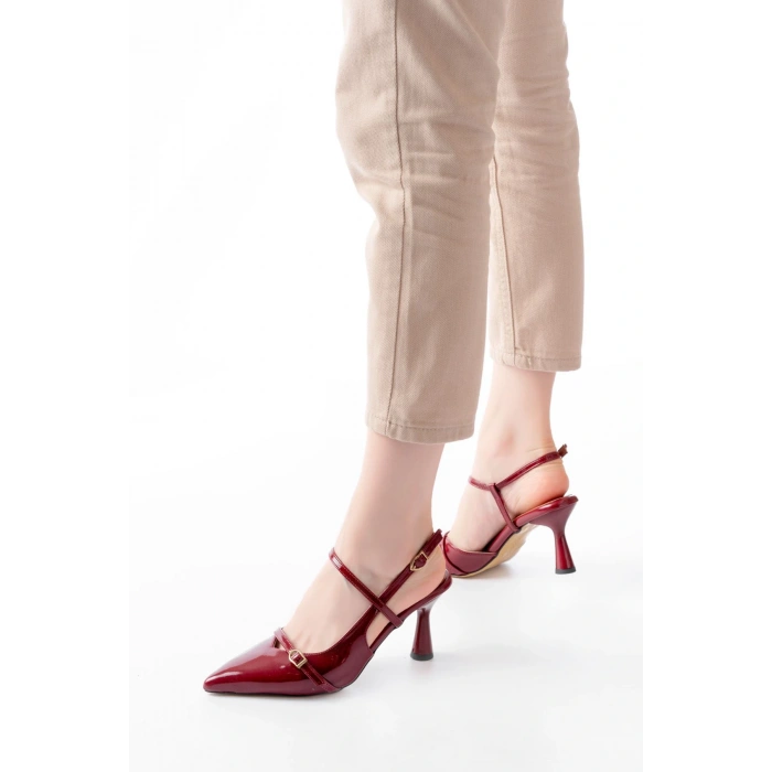 K-6722 Bordo Rugan Toka Detaylı Sivri Burun Kadın Ayakkabı