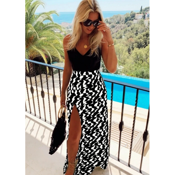 Kadın Askılı V Yaka Eteği Dijital Baskılı Dalmaçya Desen Yırtmaçlı Mikro Kumaş Elbise