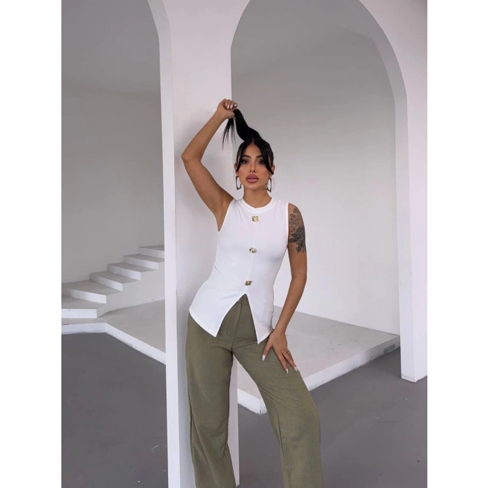 Kadın beyaz bisiklet yaka gold düğmeli ottoman bluz s2310