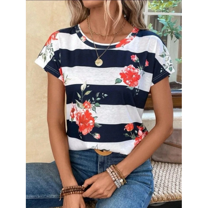 Kadın Çiçek Desenli Yatay Şeritli Bisiklet Yaka Tişört