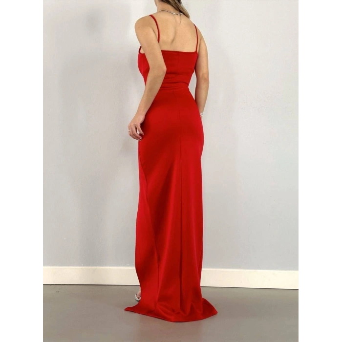 Kadın Dalgıç Kumaş Askılı Yırtmaç Detaylı V Yaka axi Boy Elbise