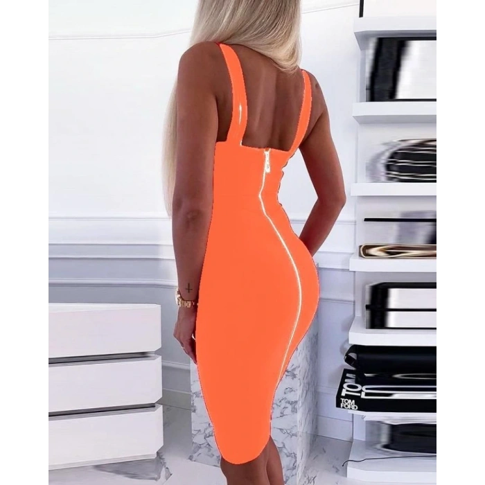 Kadın Dalgıç Kumaş Düğmeli Fermuarlı Askılı Elbise