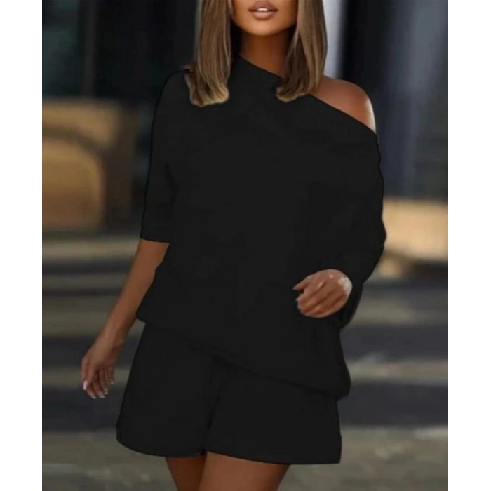 Kadın Kayık Yaka Salaş Iki Iplik Bluz Ve şort Ikili Takım