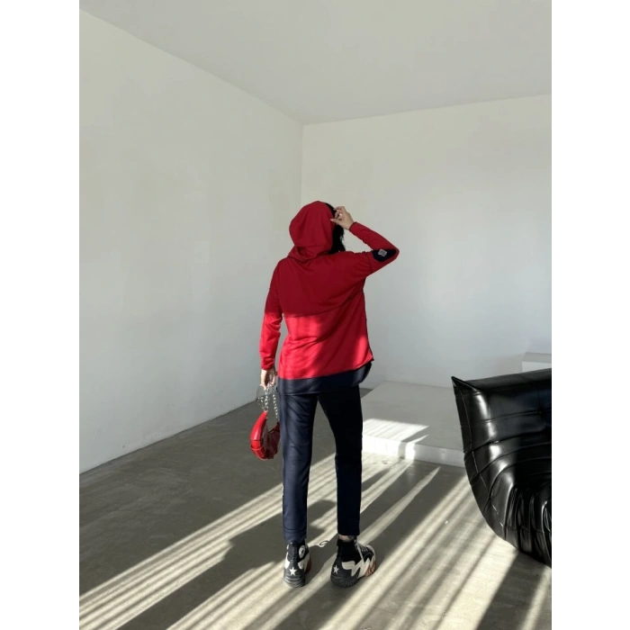 Kadın Kırmızı Kapşonlu Etek Ucu Detay Arma Ters Dikiş Gorunumlu Ikili Takım