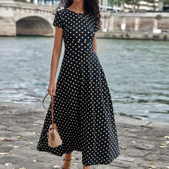 Kadın Kısa Kollu Bisiklet Yaka Puantiyeli Maksi örme Krep Elbise