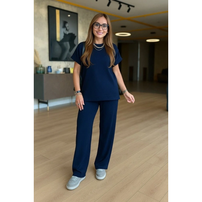 Kadın Kısa Kollu Bisiklet Yaka Viskon Iki Iplik Bluz Ve Pantolon Ikili Takım