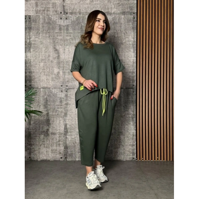 Kadın Kısa Kollu Bisiklet Yaka Viskon Iki Iplik Bluz Ve Pantolon Ikili Takım