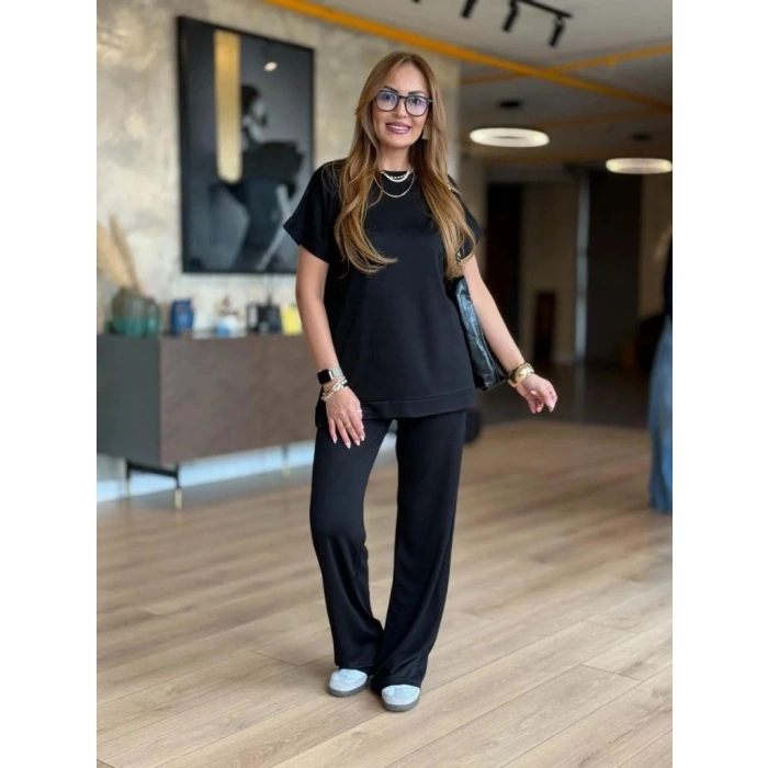 Kadın Kısa Kollu Bisiklet Yaka Viskon Iki Iplik Bluz Ve Pantolon Ikili Takım