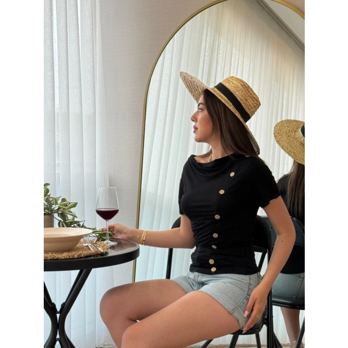 Kadın Kısa Kollu Degaje Yaka Düğme Detay Viskon Bluz