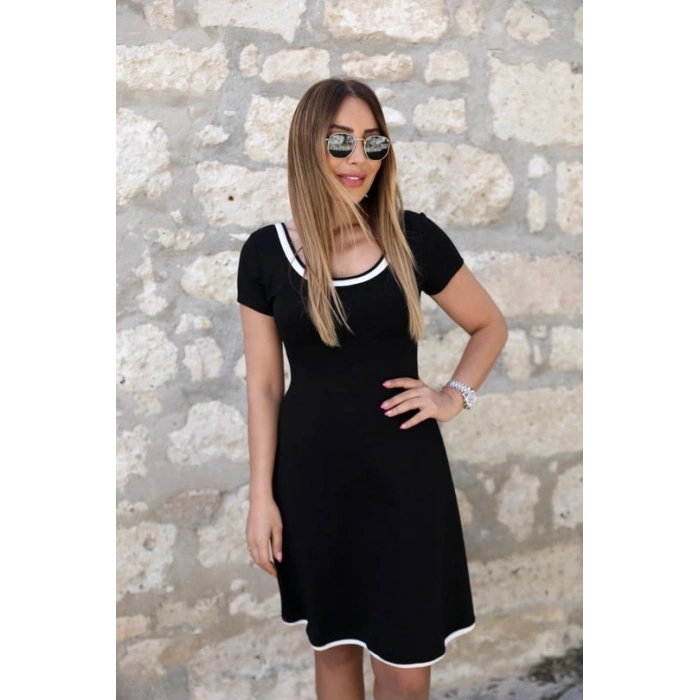 Kadın Kısa Kollu Geniş Yuvarlak Yaka Viskon Elbise