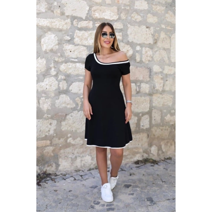 Kadın Kısa Kollu Geniş Yuvarlak Yaka Viskon Elbise