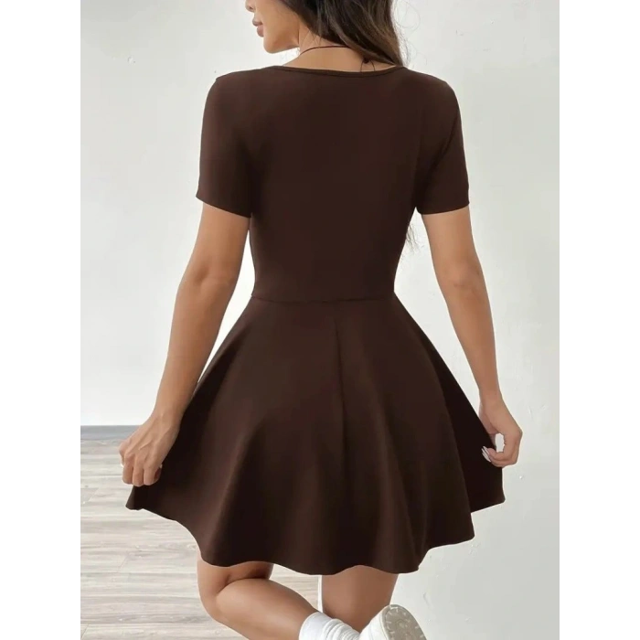 Kadın Kısa Kollu Kare Yaka Short Detaylı Cepli Dalgıç Elbise