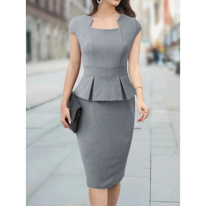 Kadın Kısa Kollu Kare Yakalı Ithal Krep Elbise