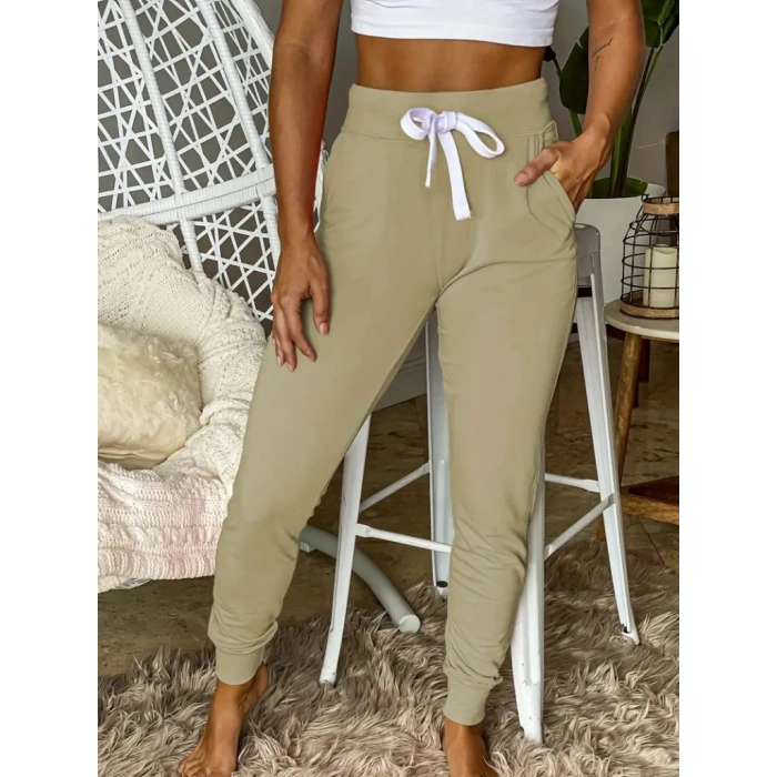 Kadın Kısa Kollu Madonna Yaka Viskon Crop Bluz Cepli Iki Iplik Eşofman Takım