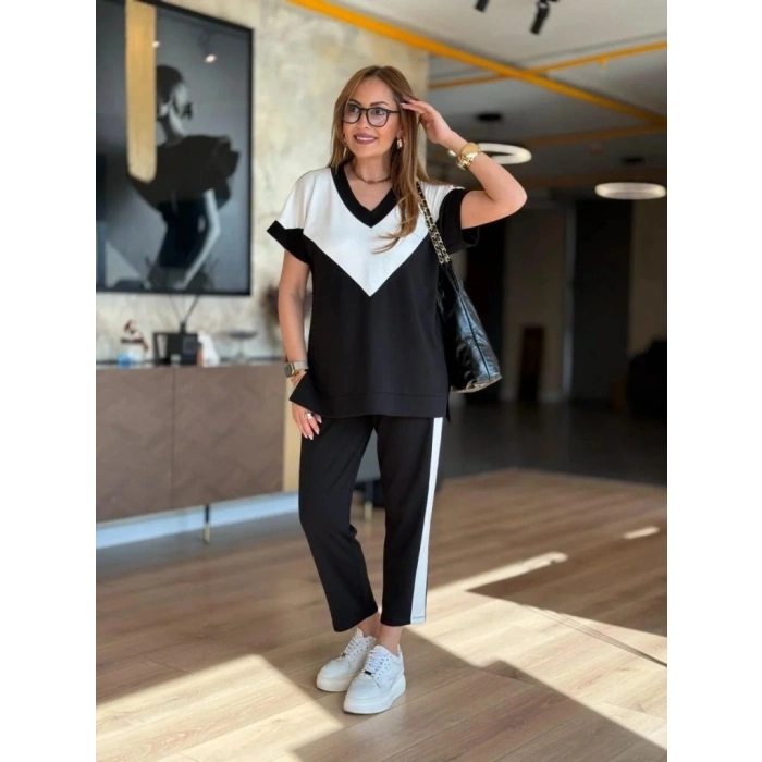 Kadın Kısa Kollu V Yaka Siyah Beyaz Renkli Viskon Iki Iplik Kumaş Eşofman Takımı
