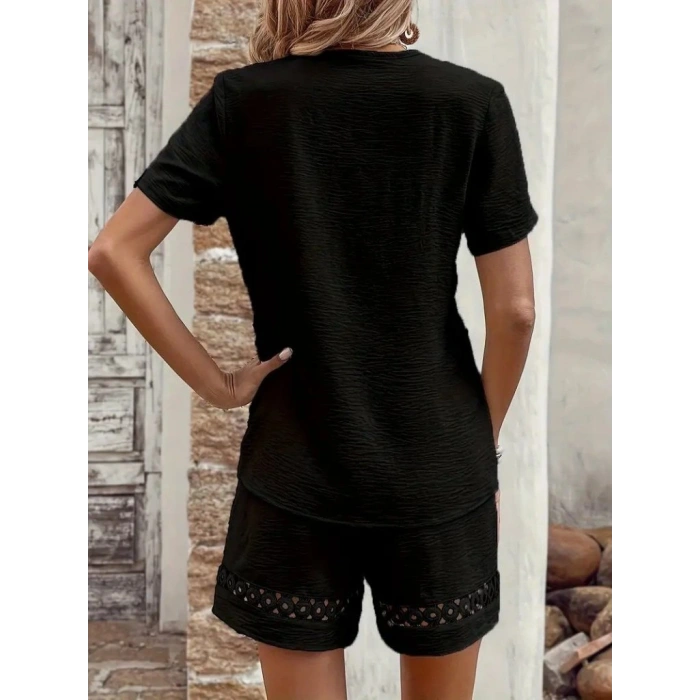 Kadın Kısa Kollu V Yakalı Dantel Detaylı Bürümcük Bluz Ve Short Ikili Takım
