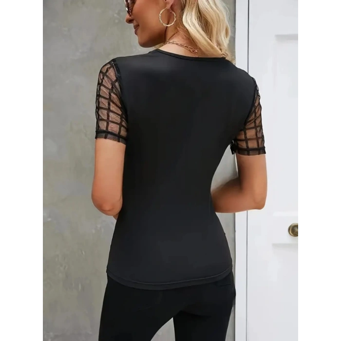 Kadın Kısa Kollu Yakası Açık Damla Ağ Tül Detaylı Viskon Bluz