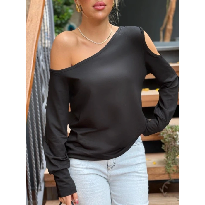 Kadın Omuzdan Açık Askılı Viskon Iki Iplik Bluz