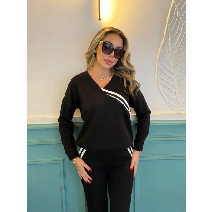 Kadın Ribana Detay Bluz Ve Ispanyol Paça Yırtmaçlı Pantolon Ikili Takım