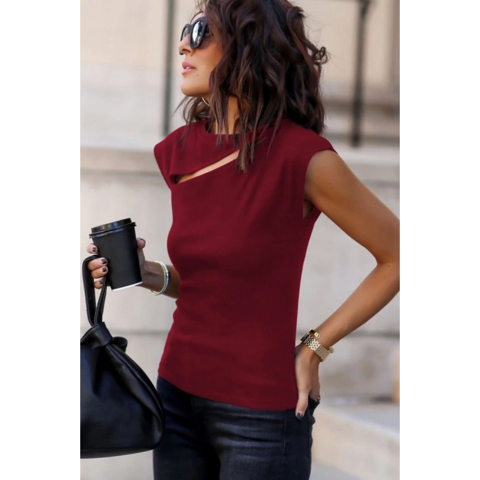 Kadın Sıfır Kol Pencere Detay Viskon Tshirt