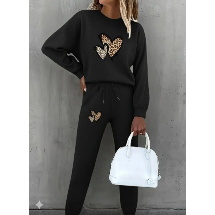 Kadın Uzun Kollu Bisiklet Yaka Kalp Desenli şardonlu üç Iplik Bluz Ve Pantolon Ikili Takım