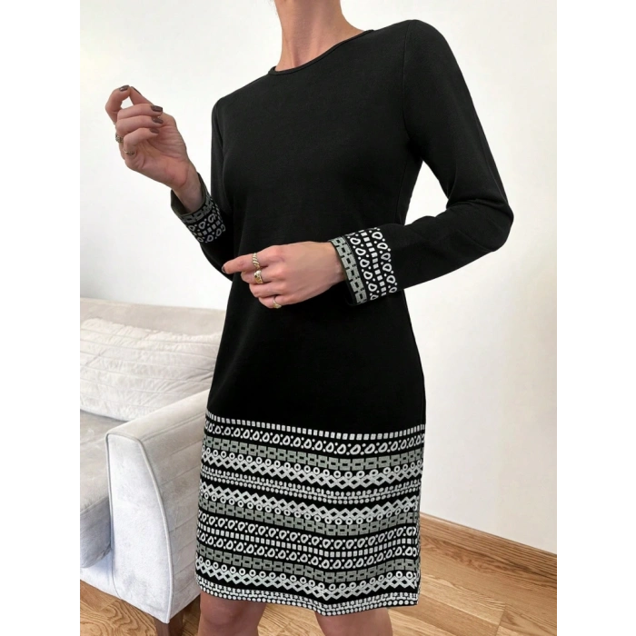 Kadın Uzun Kollu Bisiklet Yaka Kol Ağzı Ve Etek Ucu Baskılı Iki Iplik Elbise