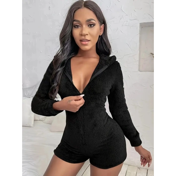 Kadın Uzun Kollu Kapişon Ve Fermuar Detaylı Peluş şort Tulum