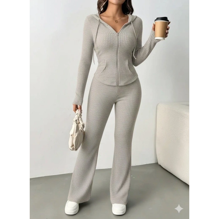 Kadın Uzun Kollu Kapşonlu önden Fermuarlı Kaşkorse Bluz Ve Pantolon Ikili Takım