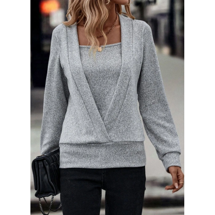 Kadın Uzun Kollu Kruvaze Yaka Kol Ve Etek Ucu Manşet Detay Yumoş Bluz