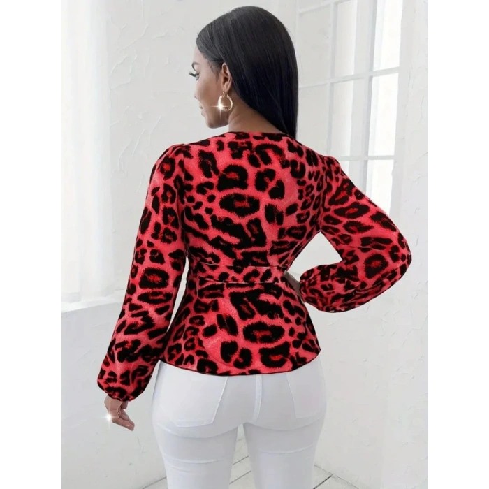 Kadın Uzun Kollu Kruvaze Yakalı Belden Kuşaklı Leopar Desenli Süprem Bluz