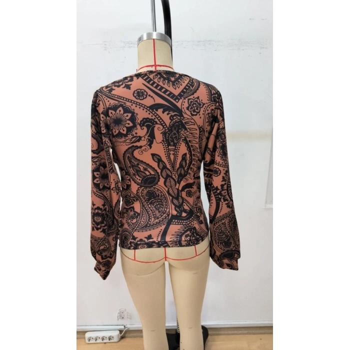 Kadın Uzun Kollu V Dantel Yakalı Modal Bluz