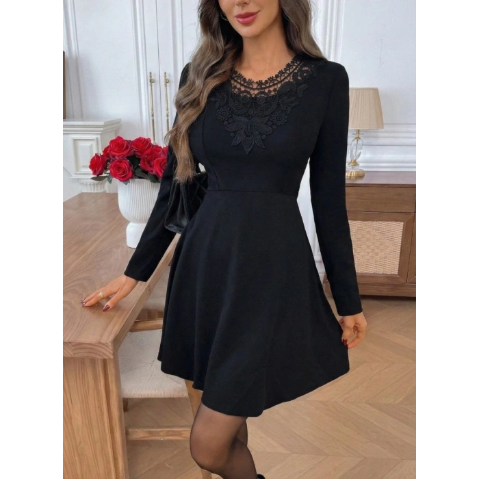 Kadın Uzun Kollu Yakası Dantelli Mini Ithal Krep Elbise