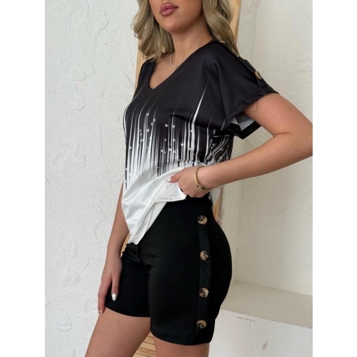 Kadın V Yaka Kısa Kol Kenarları Minik Yırtmaç Detaylı Dalgıç Bluz + Düğme Detaylı Dalgıç şort