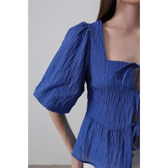 Kare Yaka Balon Kol Bluz  avi