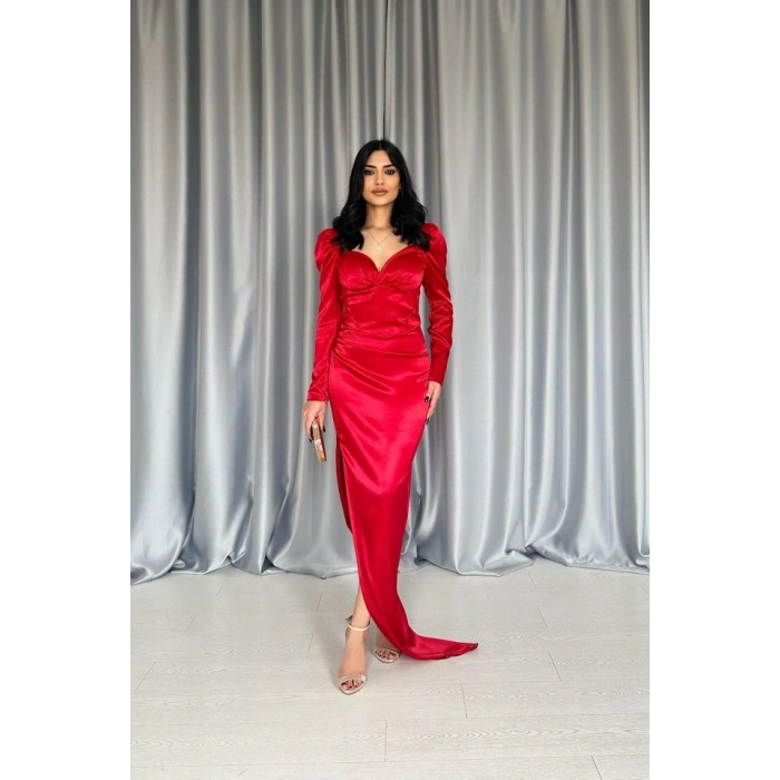 Kırmızı Göğsü Kuplu Yırtmaçlı Elbise