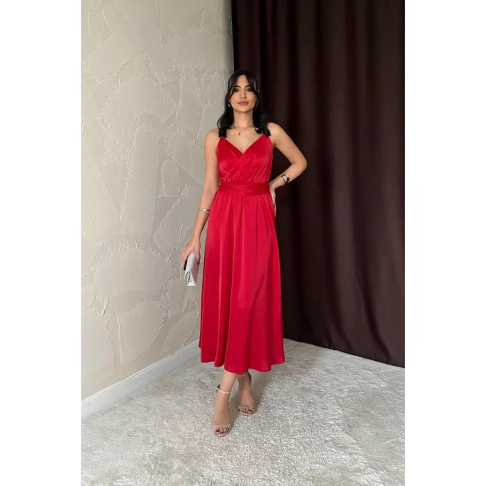 Kırmızı Taş Askılı Prenses Elbise