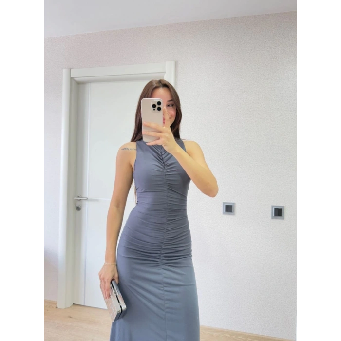 Kolsuz Büzgülü Uzun Elbise  Füme