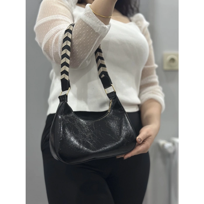 Kraş siyah cilt çanta