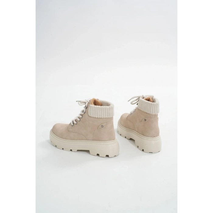 LMÇ-2045 Bej Süet Bağcıklı Kalın Taban Kadın Günlük Bot