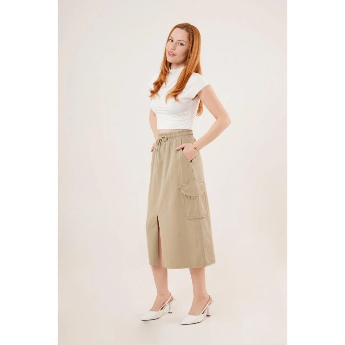 Ön Yırtmaçlı Cep Detaylı Haki Etek
