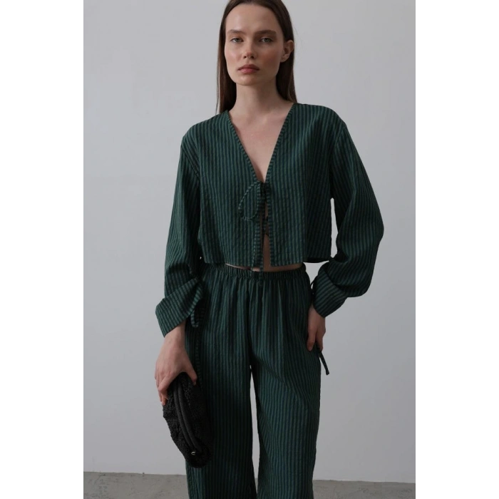 Önü Bağlamalı Crop Takım  Yeşil